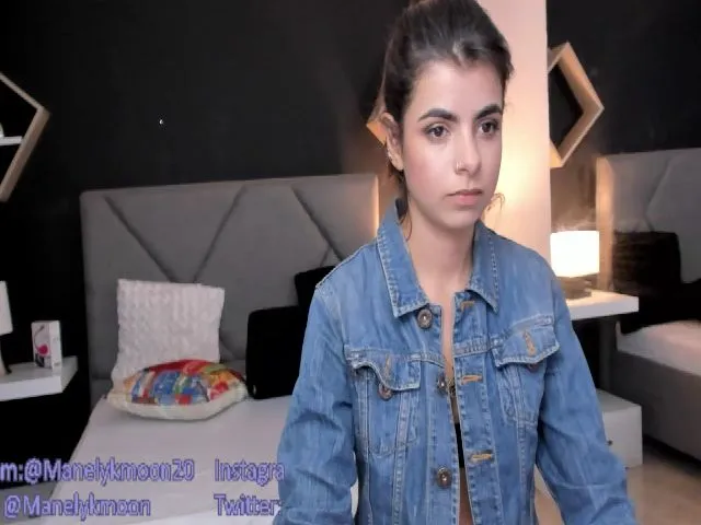 Live sex webcam photo for Manelyk_m #253165648