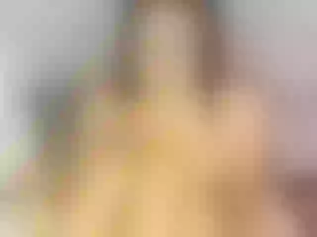 Live sex webcam photo for YourSally #242793849