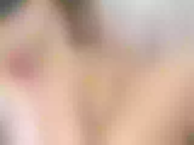Live sex webcam photo for StormiSquirt #260975992