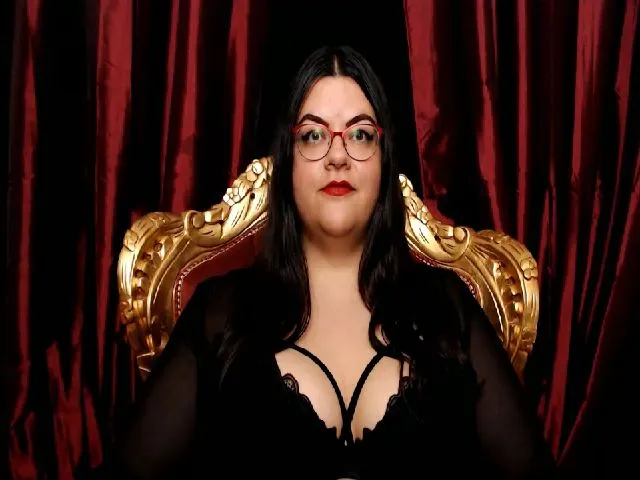 Live sex webcam photo for MissLillyBBW #252593596