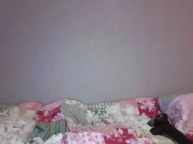 Live sex webcam photo for sweetlizzy #240905284