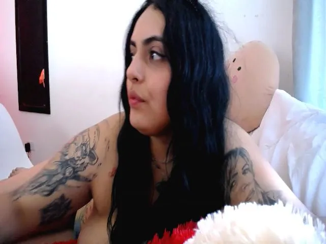 Live sex webcam photo for Dulce_doll #262258654