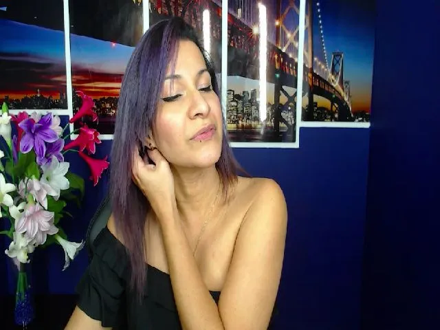 Live sex webcam photo for Infernalsexx #253970980