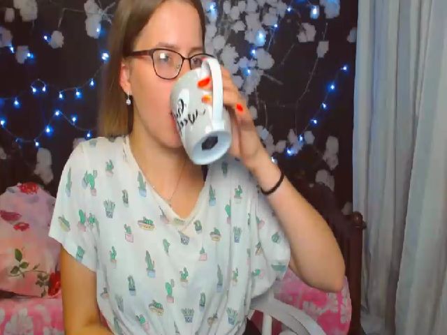 Live sex webcam photo for AlexaBarnes_ #259255160