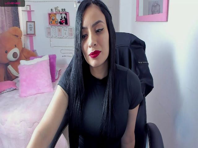 Live sex webcam photo for Paulina2700 #254541207