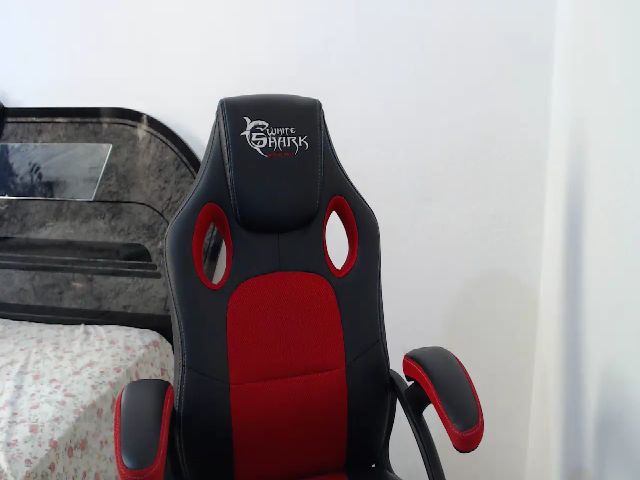 Live sex webcam photo for O0HH____H3L0W #256267990