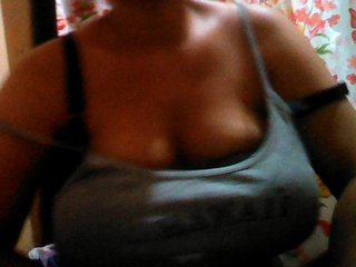 Live sex webcam photo for BarbieBigTits #240749480