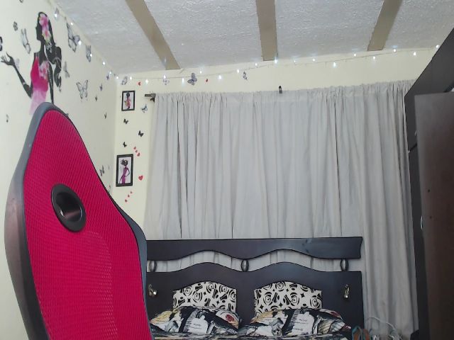 Live sex webcam photo for Tamara_stephs #254017467