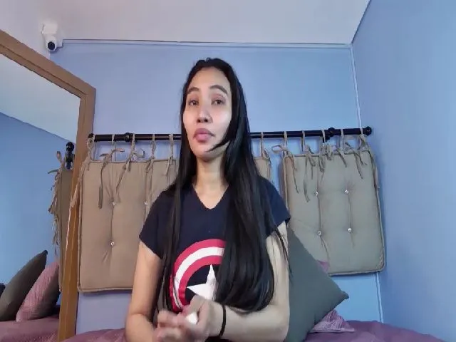 Live sex webcam photo for Alanna_Brown #258276011