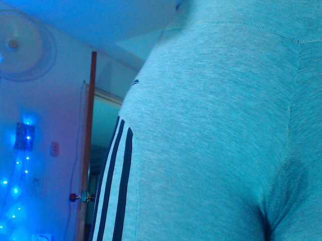 Live sex webcam photo for littlenaught2 #241319544