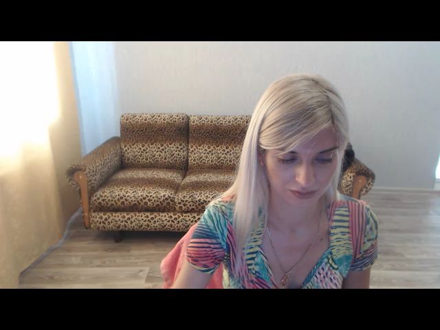 Live sex webcam photo for SexyBeatriice #262618425