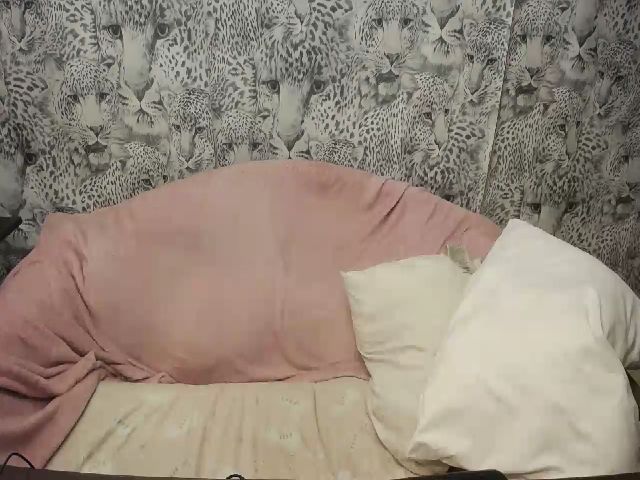 Live sex webcam photo for BennyJi #256756524