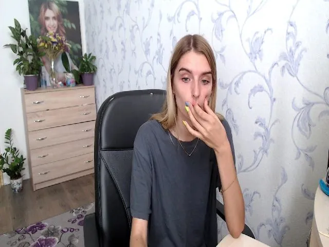 Live sex webcam photo for Springibabby #262648399