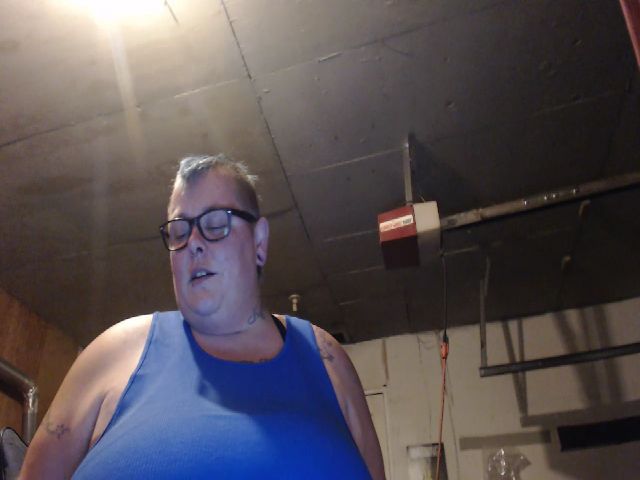 Live sex webcam photo for PunkChick420 #263537122