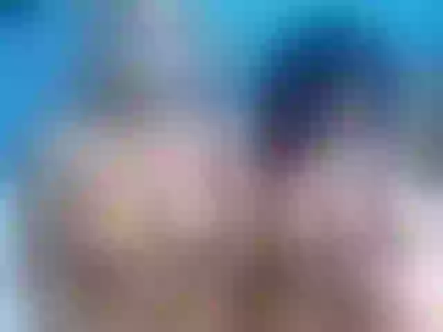 Live sex webcam photo for kendall-tasha #241282449