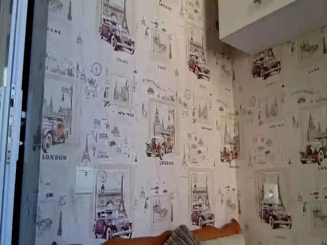 Live sex webcam photo for JolyBoss #254079623