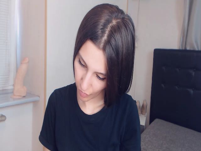 Live sex webcam photo for Asoll77 #253701925