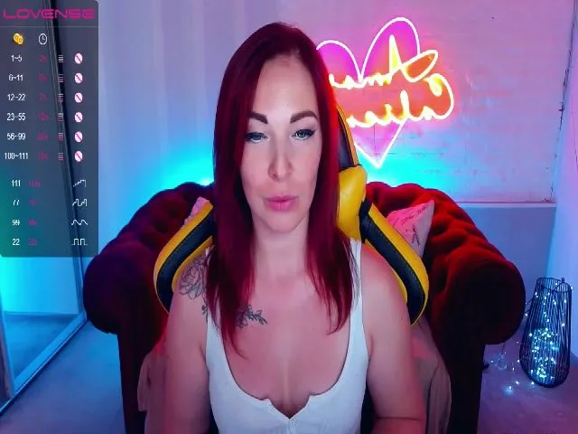 Live sex webcam photo for Red_Catty #263571922