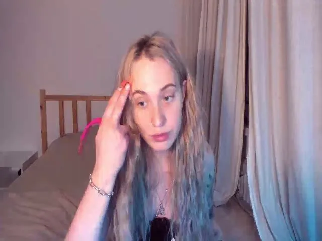 Live sex webcam photo for Uvirtualfrnd #262773963