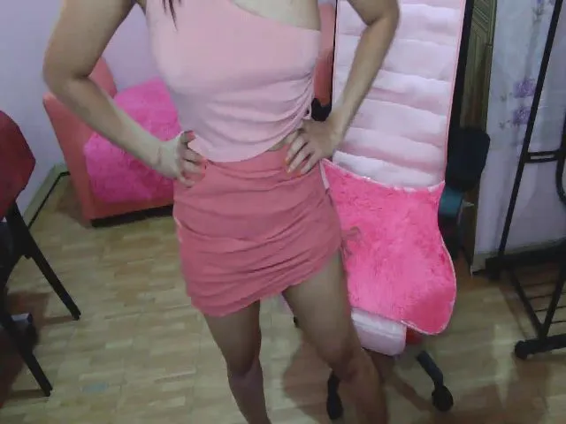 Live sex webcam photo for XxSexyM #260486014