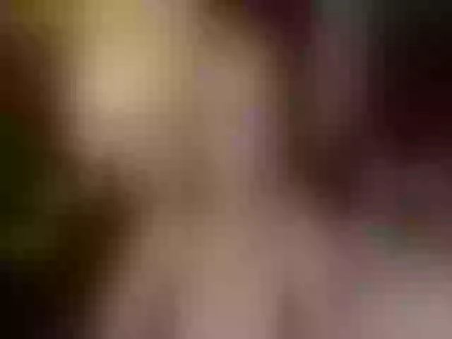 Live sex webcam photo for WildestKitten #263947037