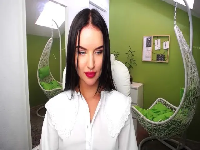 Live sex webcam photo for JenniferMoris #253417388