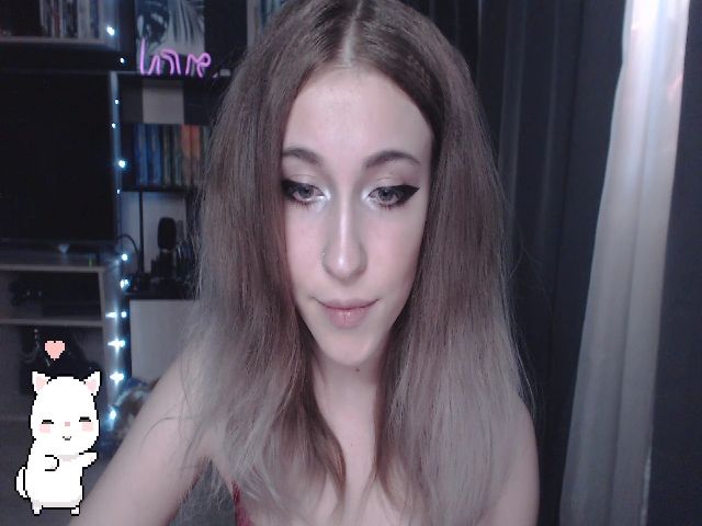Live sex webcam photo for Your_Ellie #260367823