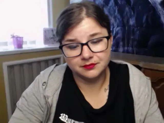 Live sex webcam photo for MonLais #254811407