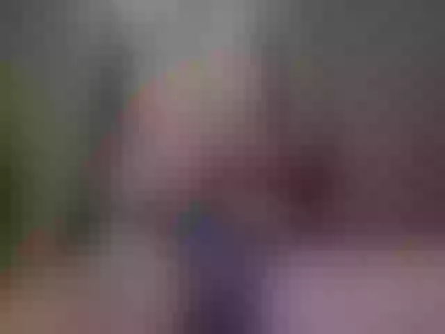 Live sex webcam photo for LiliannSweet #252618165