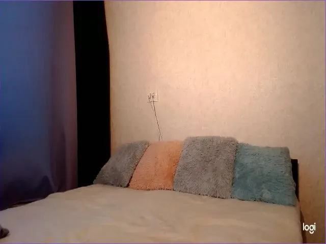 Live sex webcam photo for LulyXX #256631562