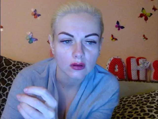 Live sex webcam photo for melek-7250 #240982943
