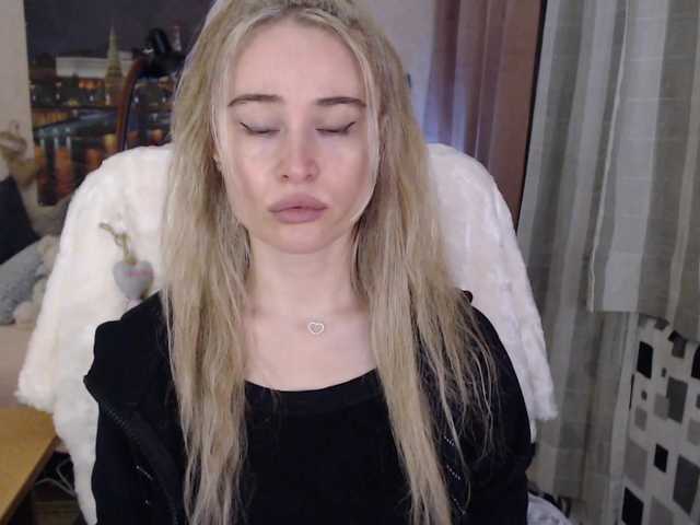 Live sex webcam photo for xyliganka777 #241146225