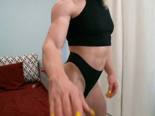 Live sex webcam photo for KarmaSex #246473224