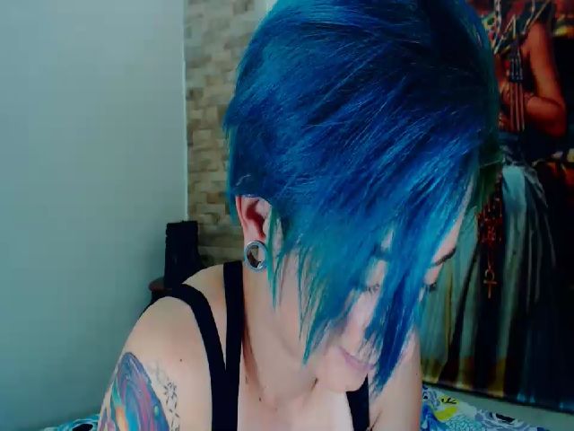 Live sex webcam photo for poison_blue #263210366