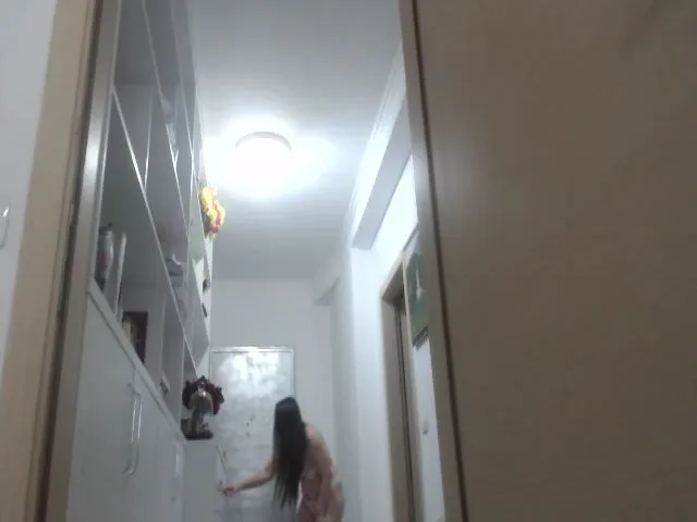 Live sex webcam photo for Ohhhhxo #254463662