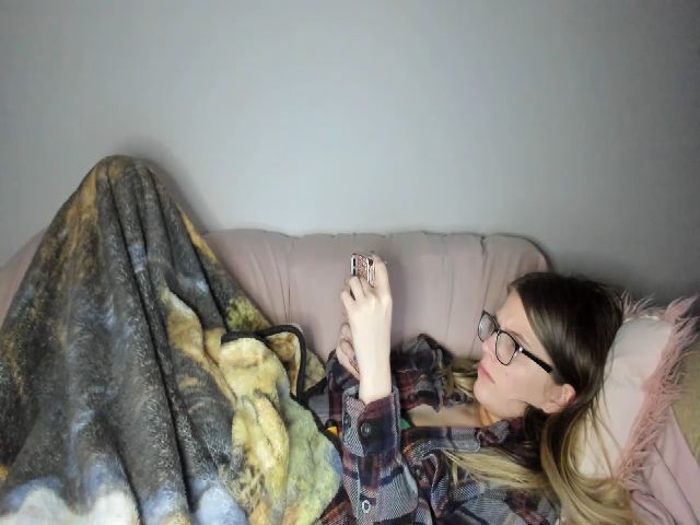 Live sex webcam photo for Meganholly00 #254935006