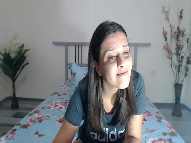 Live sex webcam photo for Ceraselalove #253390362