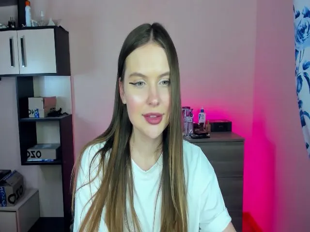 Live sex webcam photo for Daisymarly #255787503