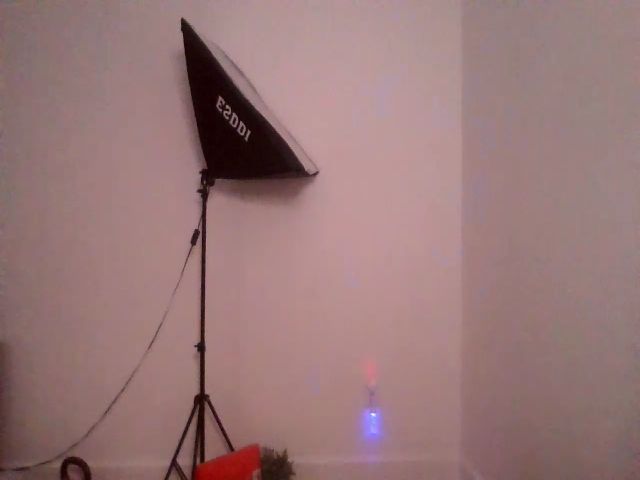 Live sex webcam photo for ElyMarie #258123956