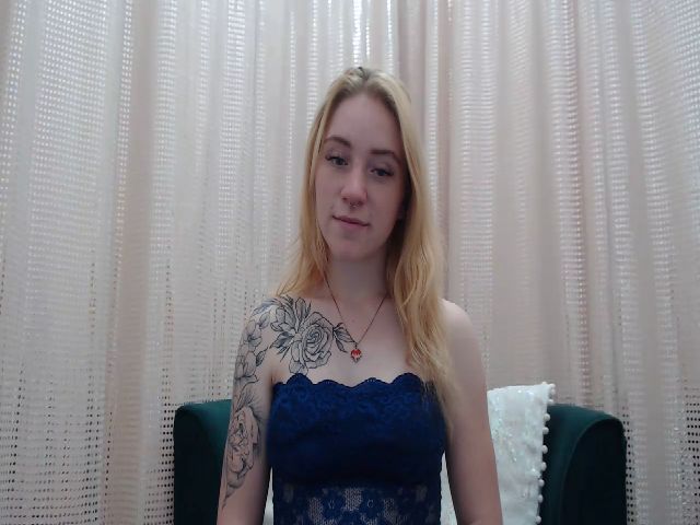 Live sex webcam photo for RedBerryy #260487893