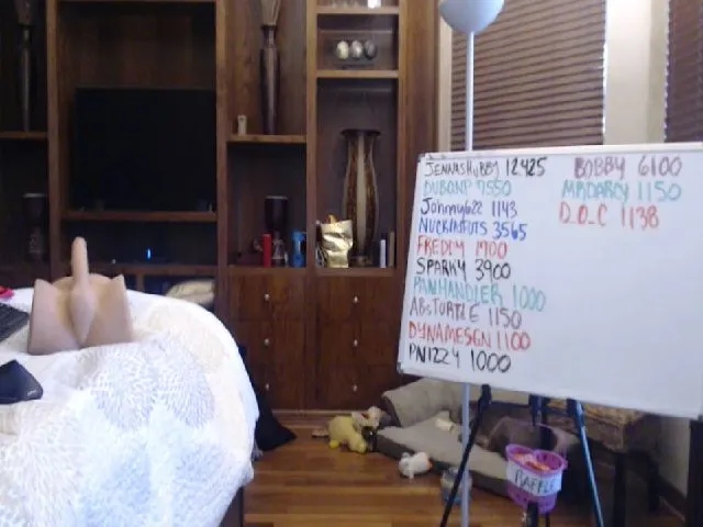 Live sex webcam photo for Autumn_Blonde #257565619