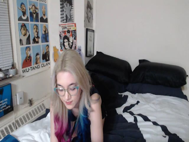 Live sex webcam photo for AnnaTame #256601087