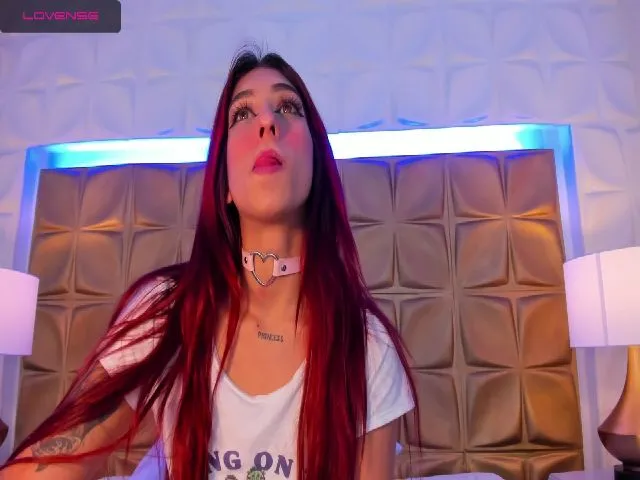 Live sex webcam photo for CandyLaw_ #264274555