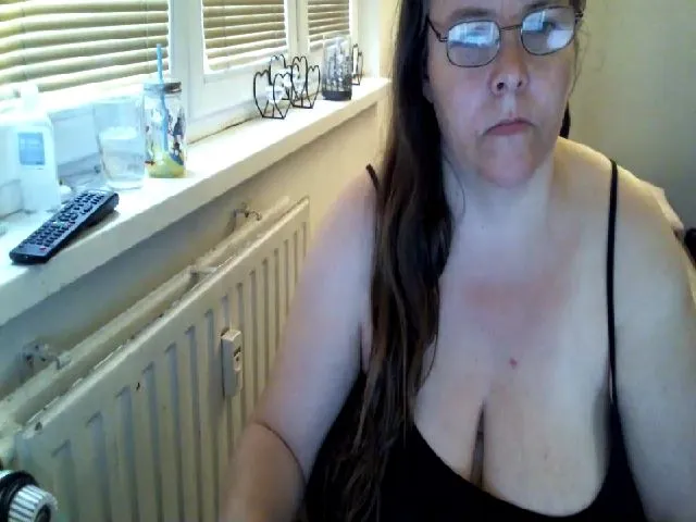 Live sex webcam photo for Bigmegi #253866714