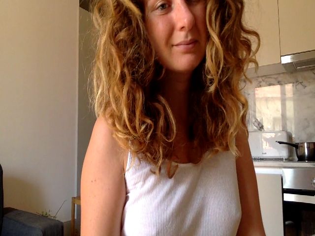 Live sex webcam photo for lanatomatoes #265493859