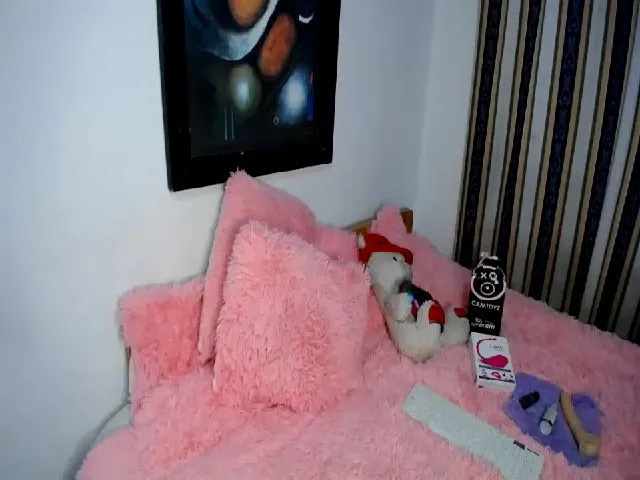 Live sex webcam photo for Chelaqueen #265193475