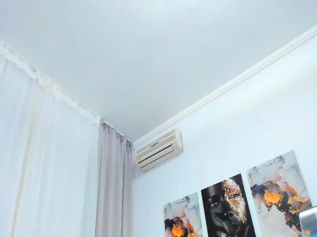 Live sex webcam photo for WowEva #260619354