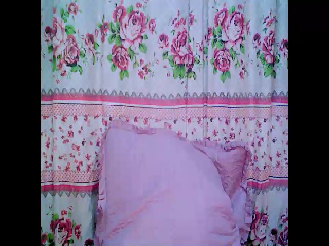 Live sex webcam photo for Indiantopaz69 #252428031