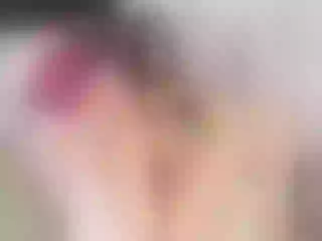 Live sex webcam photo for StormiSquirt #261039223
