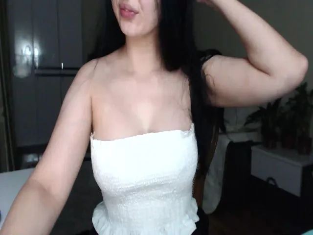 Live sex webcam photo for EllisMfc #264486714